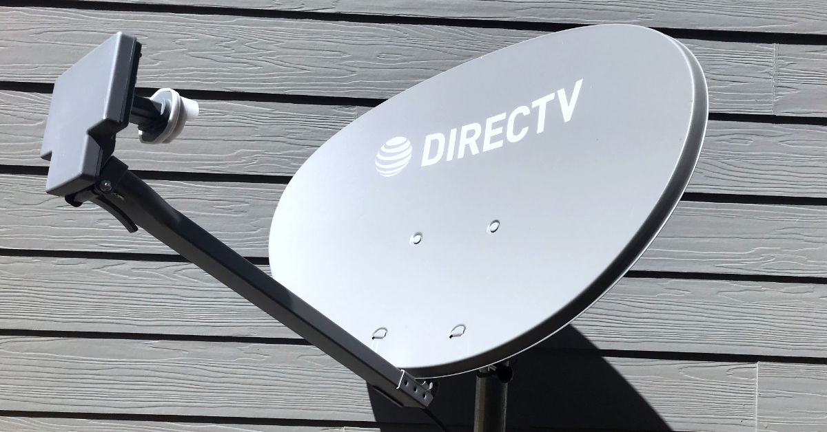 A DirecTV satellite dish. (Photo by "Hurricane Geek" via Wikimedia Commons)