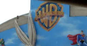 The Warner Bros Studios logo is seen on a building along Hollywood Blvd. in Los Angeles, California on May 28, 2007. (Photo: Flickr user abgpt)