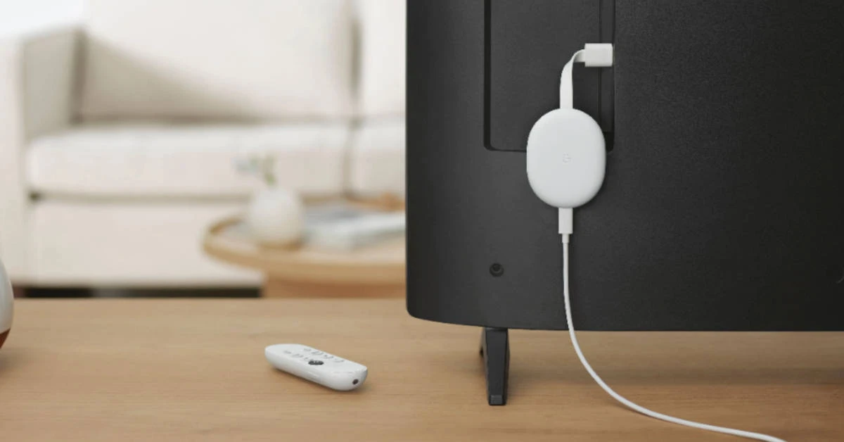 The Chromecast with Google TV HD looks the same as the flagship Chromecast with Google TV, but has fewer internal bells and whistles. (Courtesy image, Graphic by The Desk)