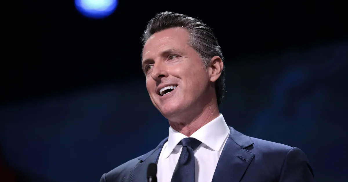 Governor Gavin Newsom speaking with attendees at the 2019 California Democratic Party State Convention at the George R. Moscone Convention Center in San Francisco, California. (Photo: Gage Skidmore / Flickr Creative Commons)