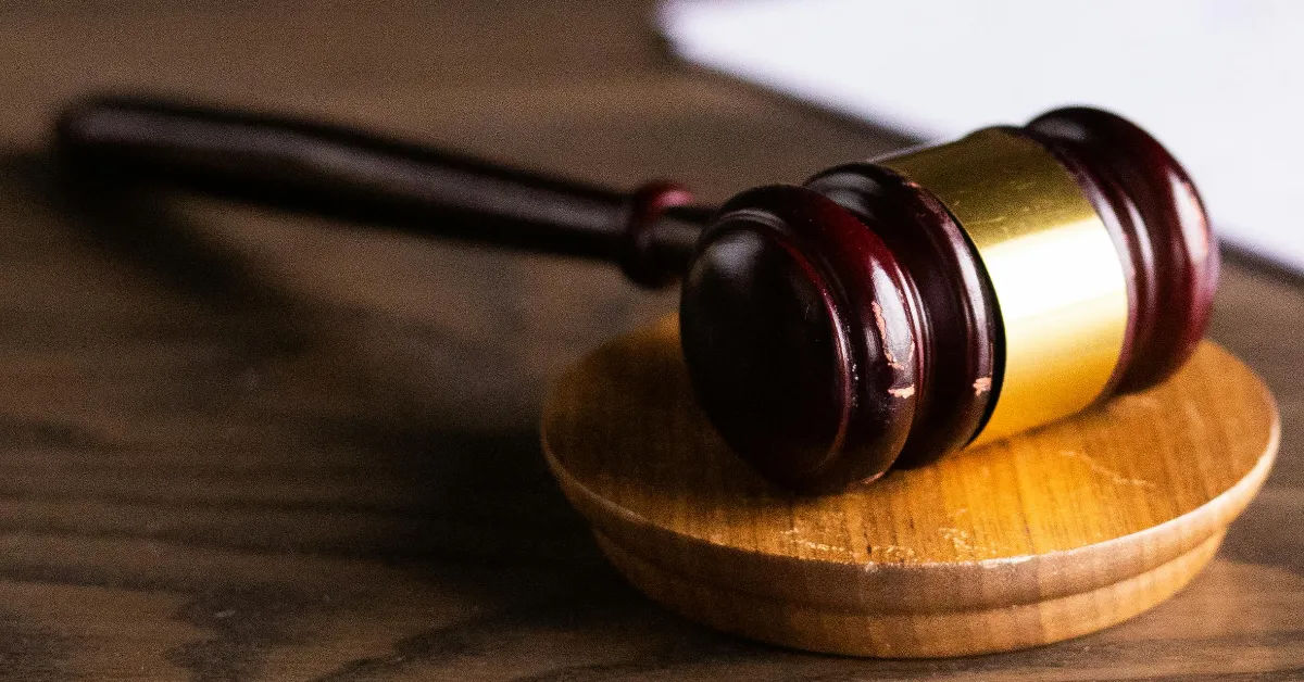 newsletter gavel generic