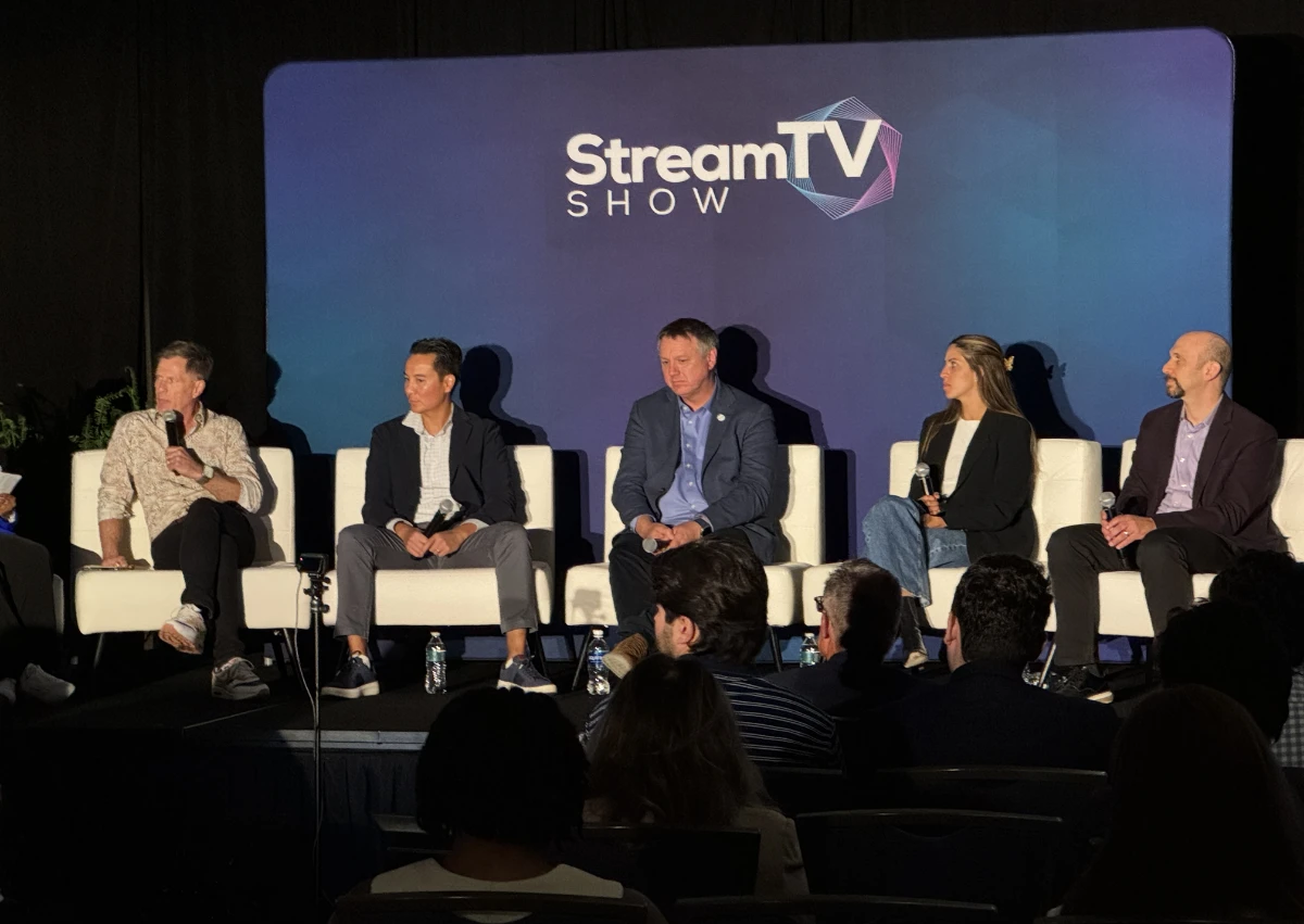 STREAMTV SHOW Too Many Bundles WEBP TD (Photo by Matthew Keys for The Desk)